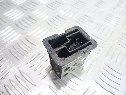 Opel Zafira A 2000 Heizungslüfter Regler Widerstand 90559834 Diesel UST64811