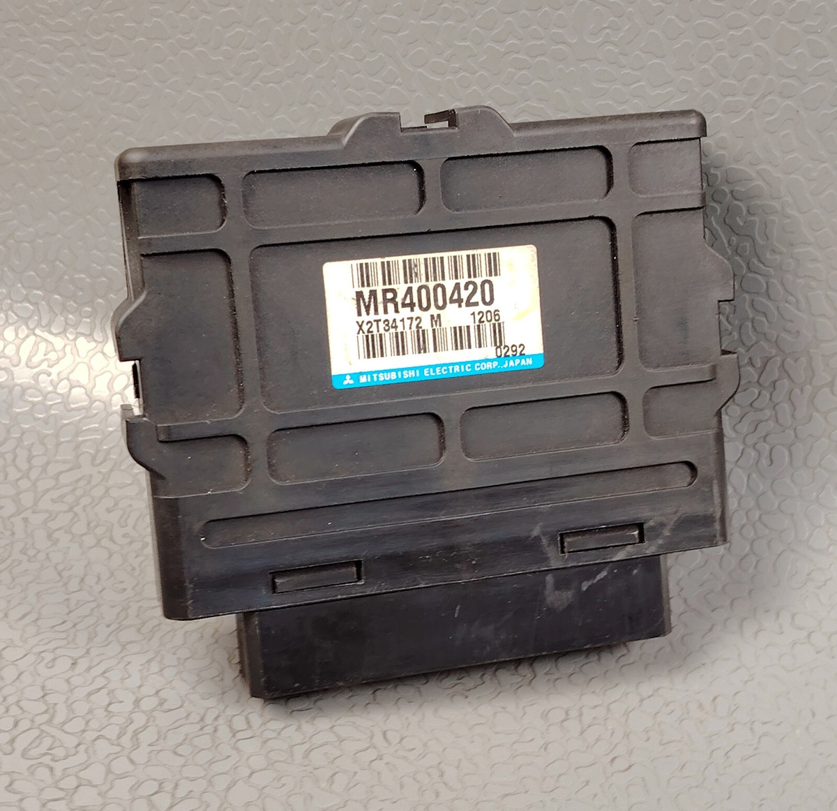 02 MITSUBISHI MONTERO LIMITED 3.5L TRANSMISSION CONTROL MODULE TCM