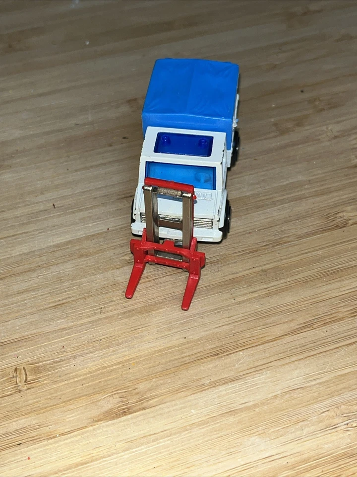 Usado A-02/ 1:82 Majorette Unimog Air France #110 Foto 2 de 4