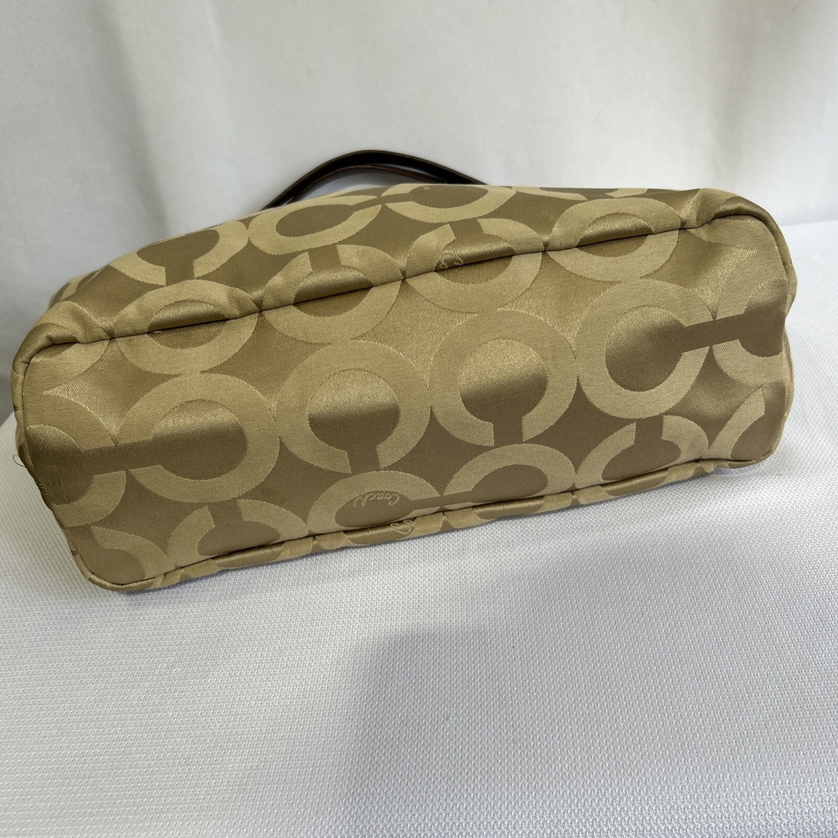 COACH TOTE BAG WITH CHAIN HANDLES Gold Tan Signature #F1220-20481 