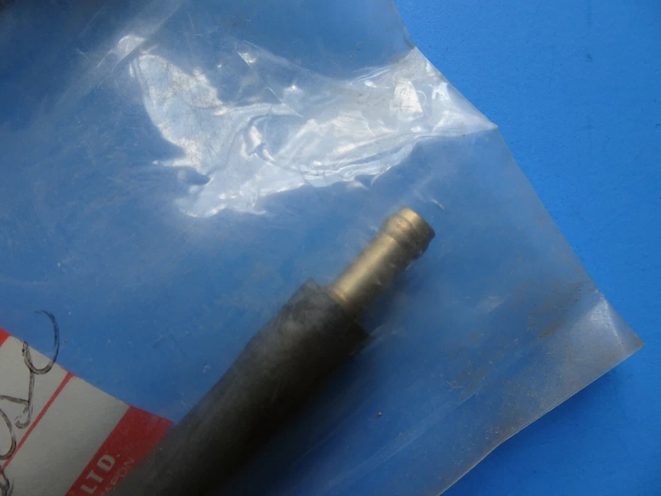 87 88 89 Suzuki Cavalcade GV1400 1986 tanque de combustible ventilación respirador de aire 99103-00190  Foto 3 de 4