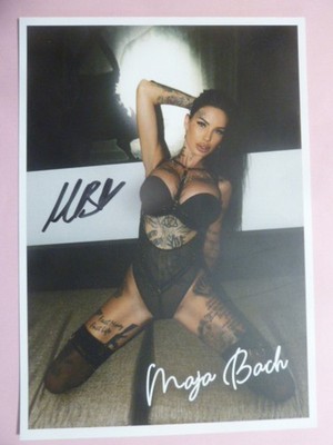 Maya Bach (Model, Erotik) - Autogrammkarte 15x21cm