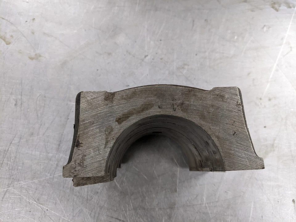 Engine Block Main Caps For 99-00 Chevrolet Express 1500 4.3 - Image 4 of 4