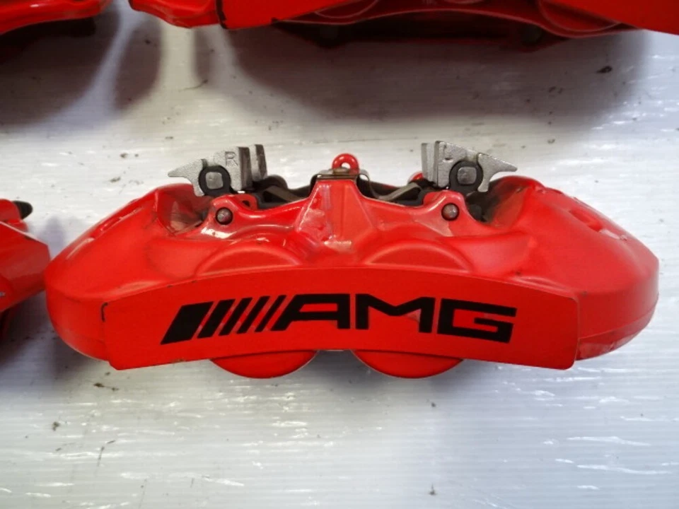 12 Mercedes W204 C63 brake calipers, front / rear AMG - Image 3 of 4