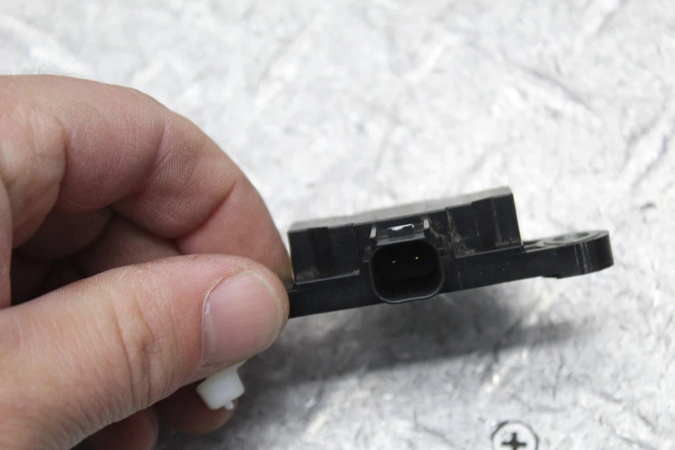 2015 HONDA INTERCEPTOR 800 VFR800 TIP OVER BANK ANGLE CRASH SENSOR SWITCH  - Image 4 of 4