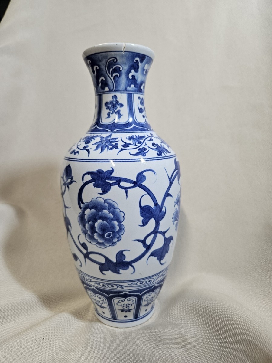Asian Porcelain Blue White Flower Vase Hand Painted ChineseDesign