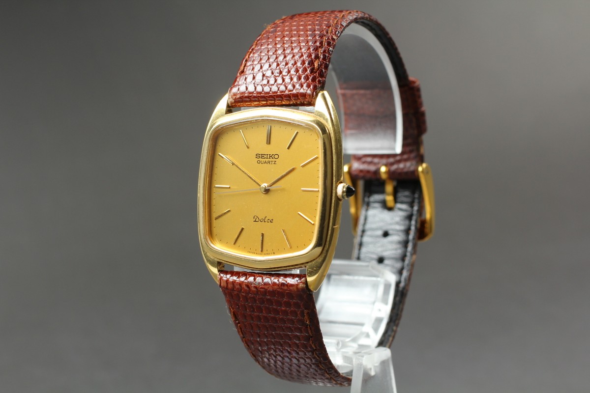 SEIKO Dolce 6030-5250 Quartz Gold Dial Square Vintage Watch SEIKO Dolce 6030-5250 Quartz Gold Dial Square Vintage Watch