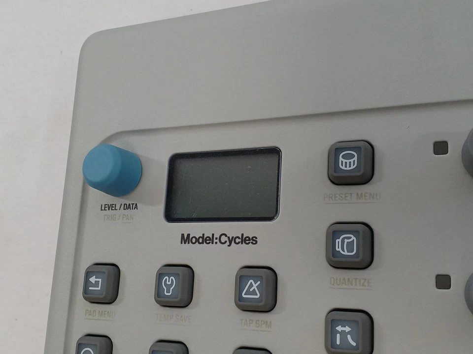 ELEKTRON Model:Cycles Groovebox From Japan - Image 2 of 4