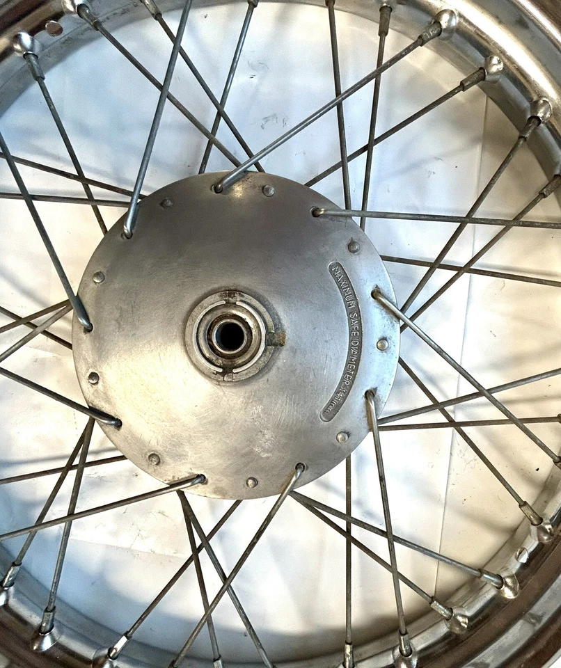 Передний обод колеса 1976 Harley-Davidson SS125 | OEM Aermacchi обод со спицами 18 дюймов - Изображение 3 из 4