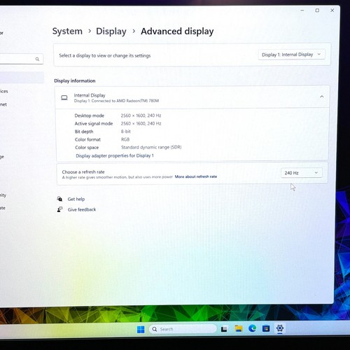 Razer Blade 14 240Hz QHD+ 5.2GHz Ryzen 9 - 64GB RAM - 1TB SSD RTX 4070 EXCELLENT - Picture 8 of 19