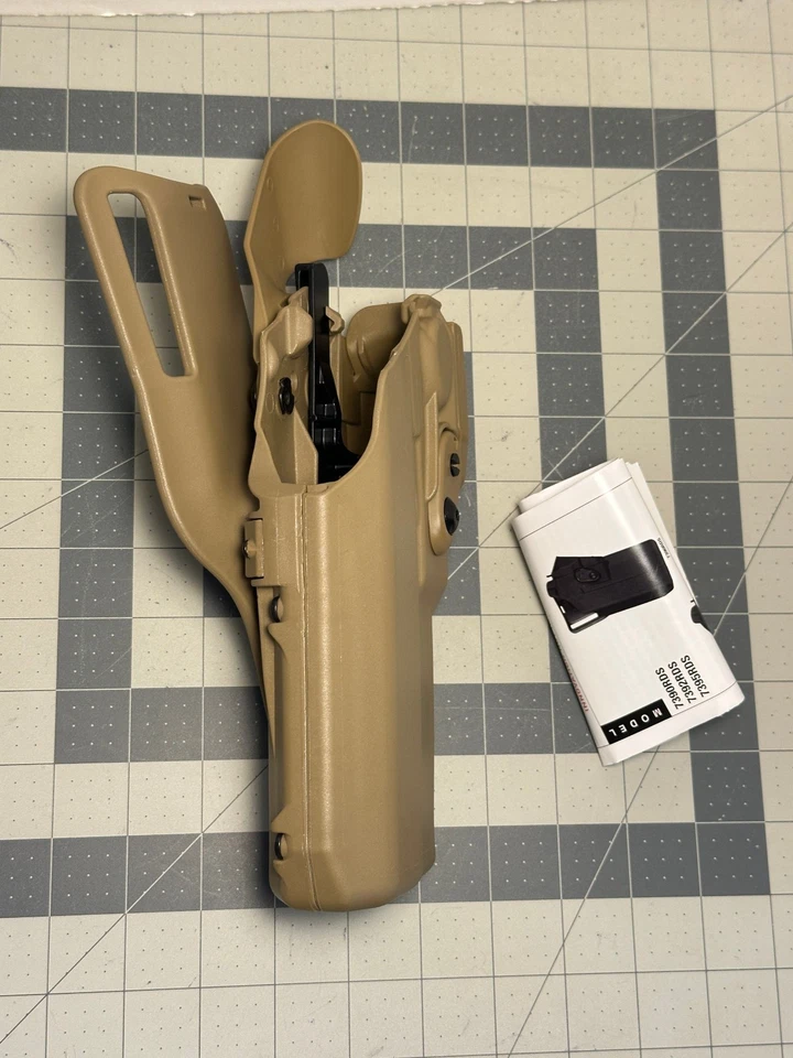 Safariland 7395RDS ALS RH FDE Duty Holster, GLOCK 19 (ALL GENS) w/ LIGHT & RDS - Image 3 of 4