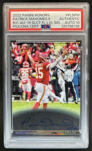 2022 Honors Patrick Mahomes II 2019 Buyback Auto #2/3 PSA Auto 10 Chiefs