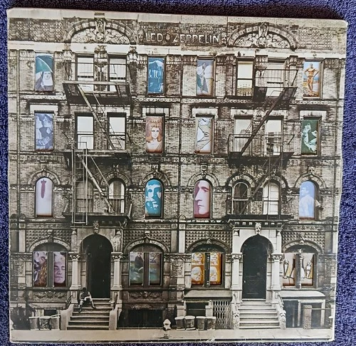 LED ZEPPELIN PHYSICAL  GRAFFITI  1975 UK  PRESSING  SSK89400 2 LP DIE CUT SLEEVE