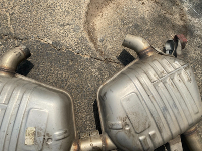 07-13 BMW E90 335 Rear Left End Exhaust Muffler 7594771 OEM for  