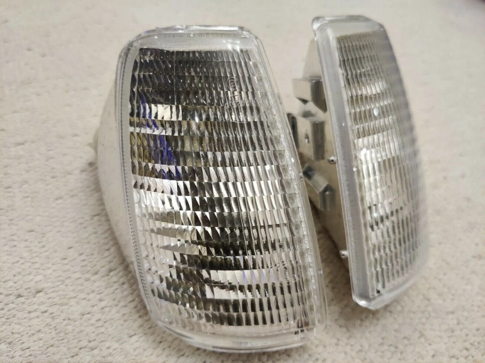 Neu VW Polo 86C 80C Hella Blinkleuchte weiss rechts links (Paar) Mk1 Classic - Bild 2 von 4