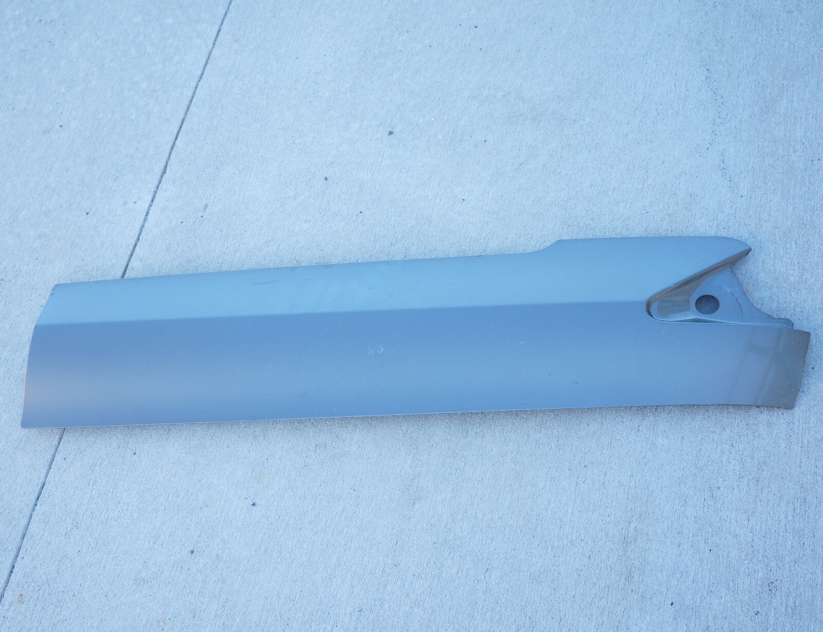 1117 NISSAN QUEST REAR RIGHT PASSENGER QUARTER PANEL MOLDING TRIM OEM