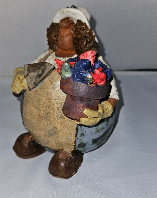 1995 Sara Meadows Clay Pottery Balloon People~Gardener w Flowers & Shovel~Signed