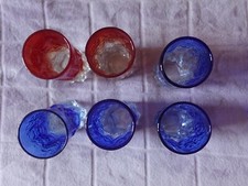 6 bicchieri da cocktail anni 70. (4 blu-2 rossi)