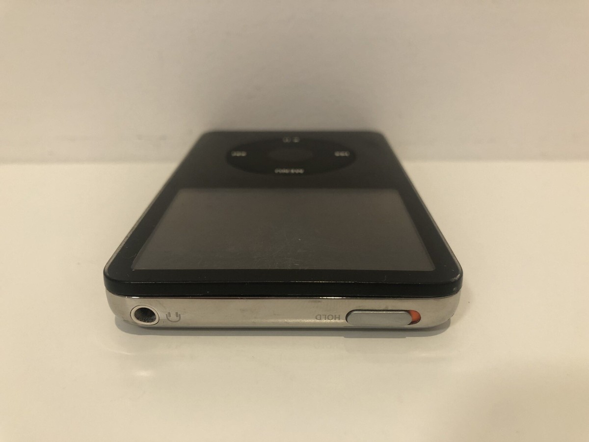 Apple iPod classic 5th Generation 30GB - Black - NEW BATTERY