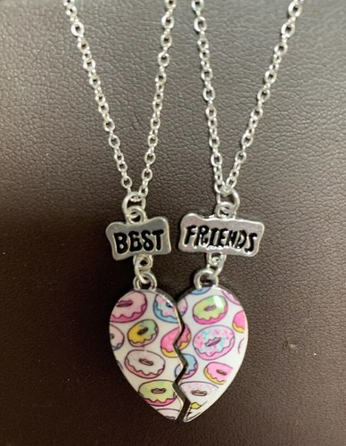 BEST FRIENDS \u0026 DONUTS HEART NECKLACE (2 