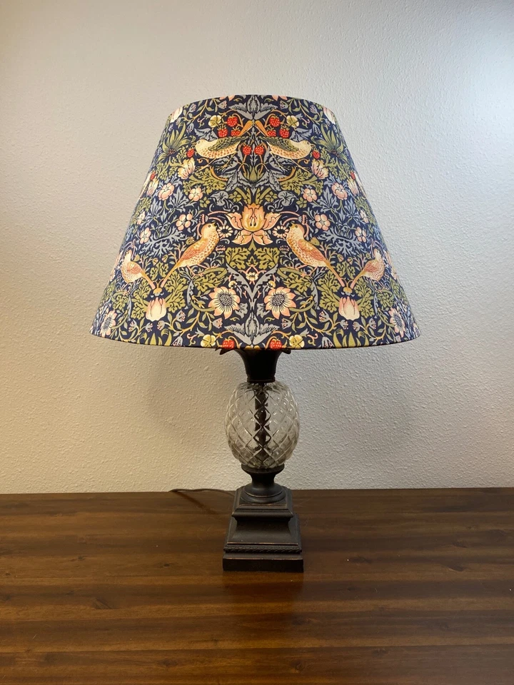 William Morris Strawberry Thief Navy Handmade Lampshade - Image 4 of 4