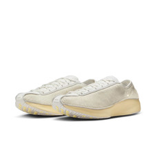 HQ9148-100 Nike Air Superfly Pelo de Poni Vela y Muselina (Mujeres)