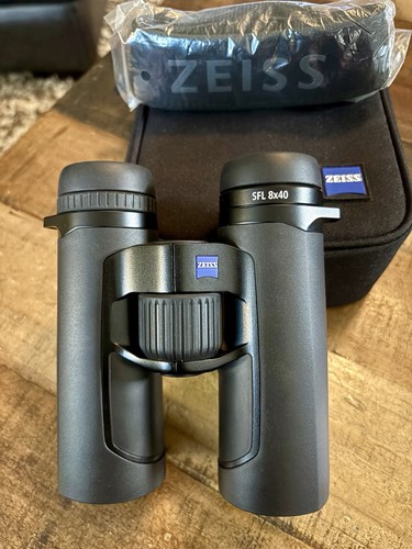 Zeiss SFL 8x40 Binoculars UHD Coating - Very Good Condition