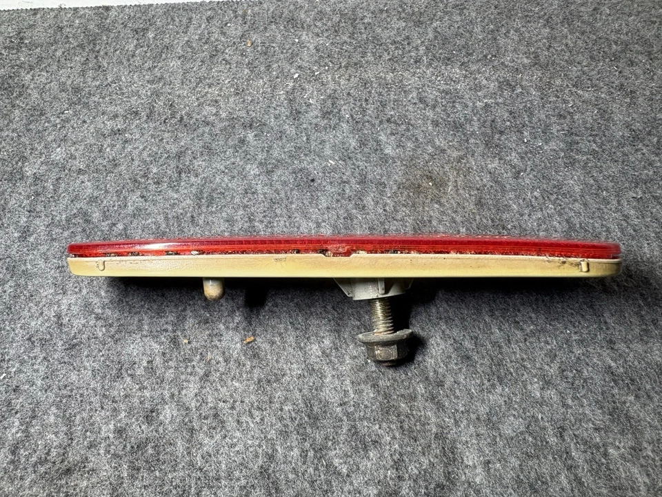 TOYOTA LAND CRUISER, LEXUS LX470 MARCADOR LATERAL TRASERO REFLECTOR DERECHO OEM PASAJERO Foto 4 de 4