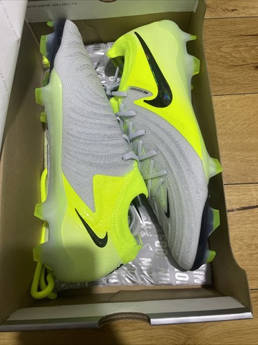 NIKE PHANTOM GX II ELITE FG ARGENTO/NERO/VOLT TAGLIA UK 10 EUR 45 US11 FJ2559-003 - Foto 11 di 11