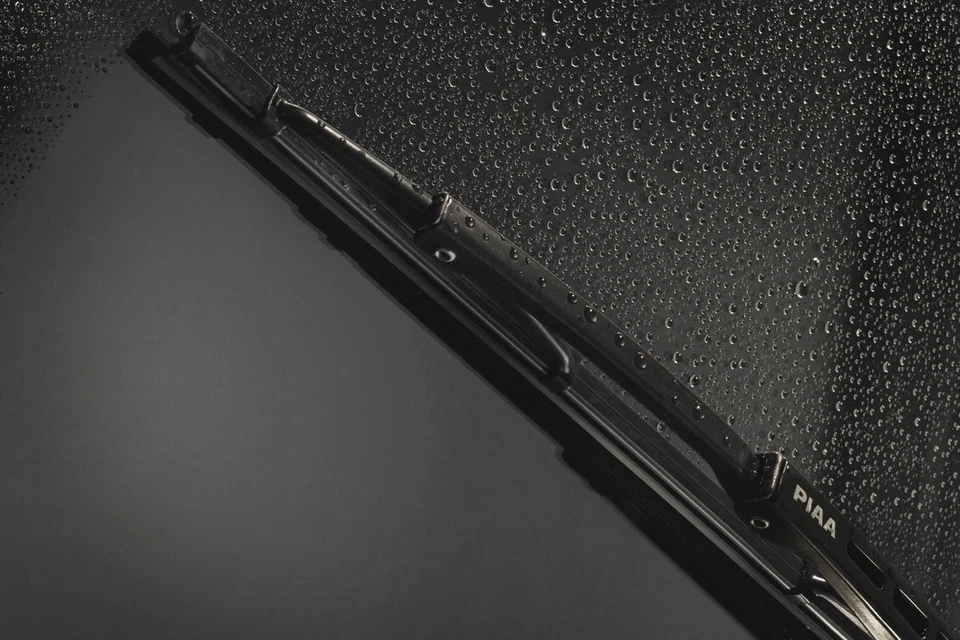 For Ford F-150 1995-1996 PIAA 95045 Super Silicone 18" Black Wiper Blade Foto 2 de 4