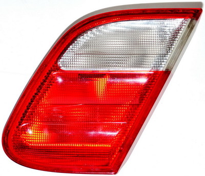 Mercedes Benz CLK W208 Heckleuchte rechts innen Rücklicht Rückleuchte 2088200664