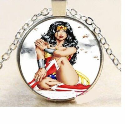 WONDER WOMAN FEMINIST HERO pendant 20