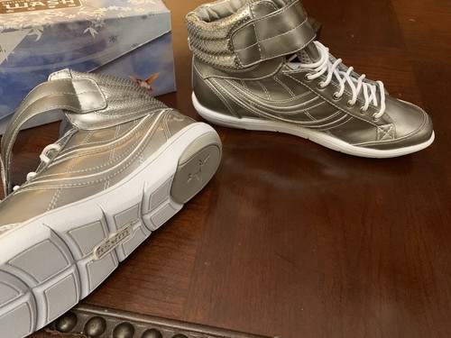 Women’s Silver High Top Sneakers Sz 6-11 Fashion Edwina Metallic Chinese Laundry - Picture 4 of 4