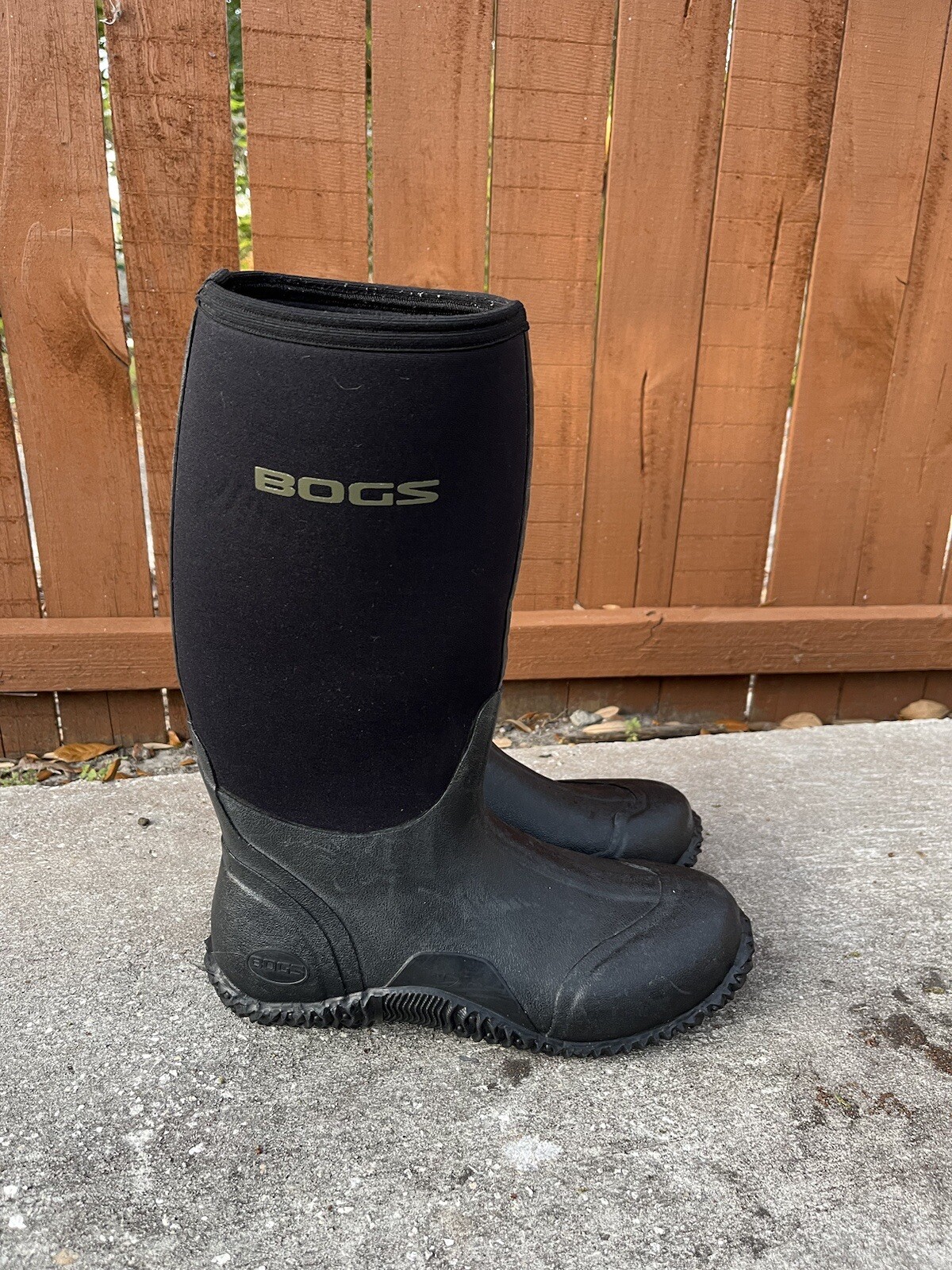 Bogs Mens Classic High Waterproof Insulated Rain Work Boot, Black Sz 10