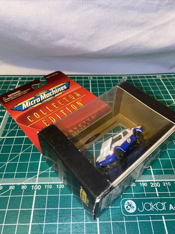 Micro Machines, Galoob, edición de coleccionista CE 5, Chevrolet Corvette, 1999 Foto 2 de 4