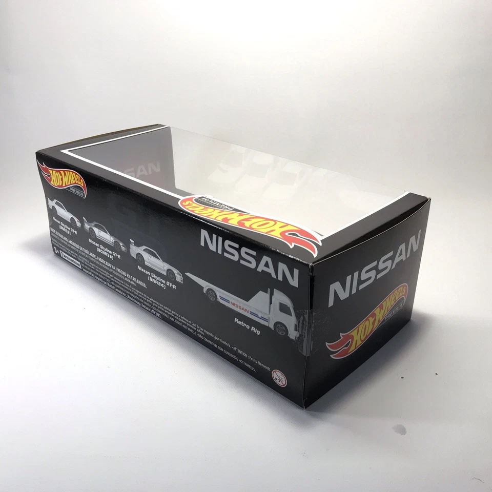 Hot Wheels Premium Nissan GT-R Garage Box Set R32 R33 R34 - Japanese Import MIB - Image 4 of 4