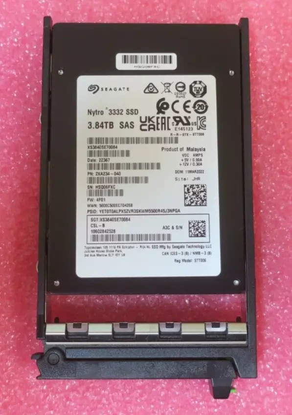 NEW Fujitsu 3.84TB SAS 12Gb/s Read Intensive 2.5