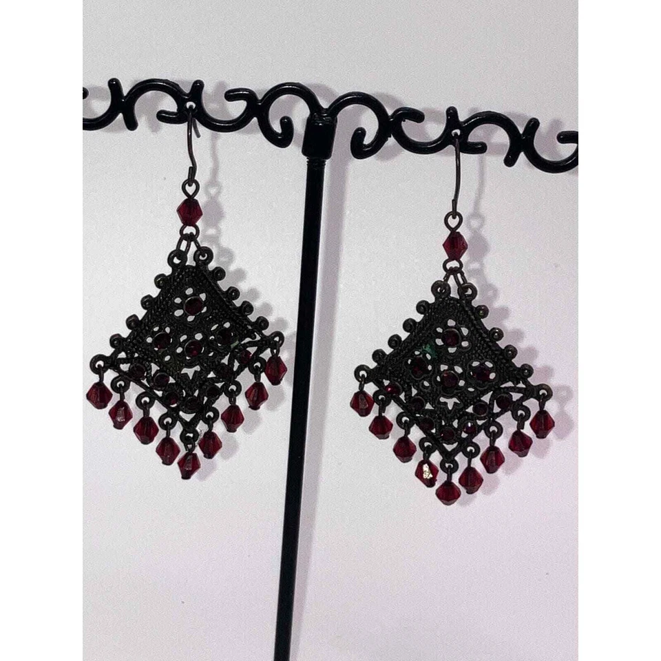 Pendientes colgantes de cristal rojo boho y bronce de 2,25 pulgadas!  Foto 2 de 4