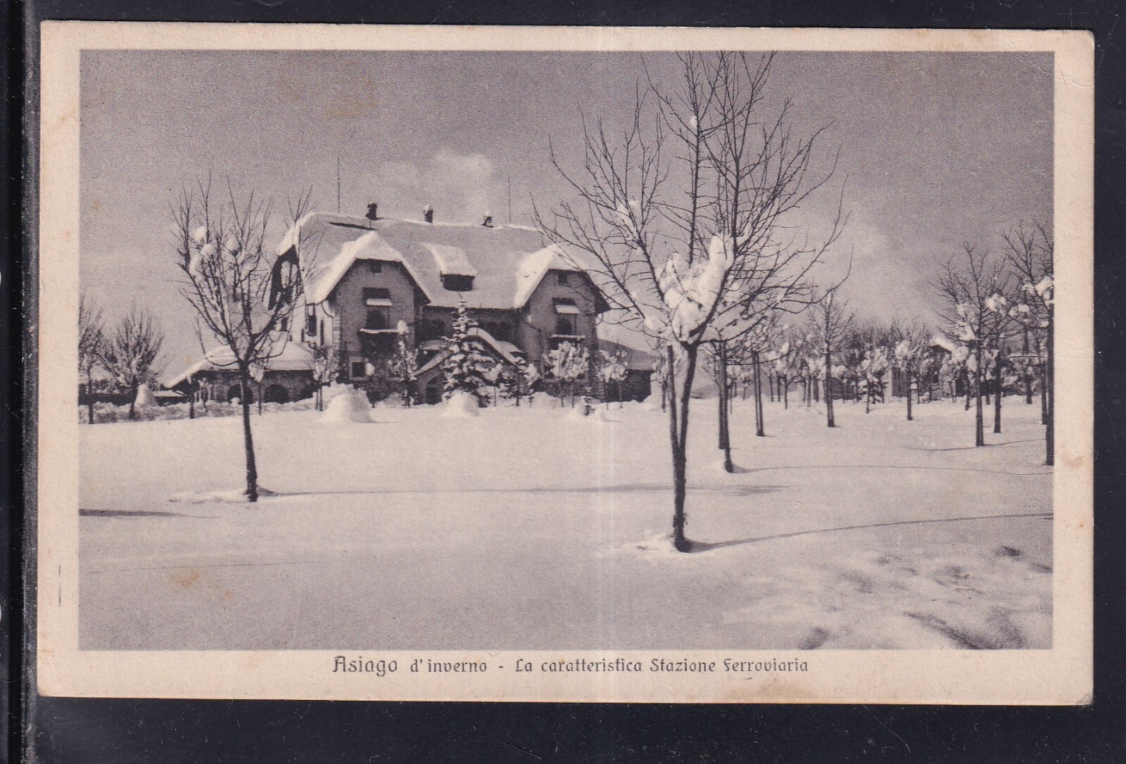Cartolina Asiago D'Inverno La Caratteristica Stazione Ferroviaria EB1154