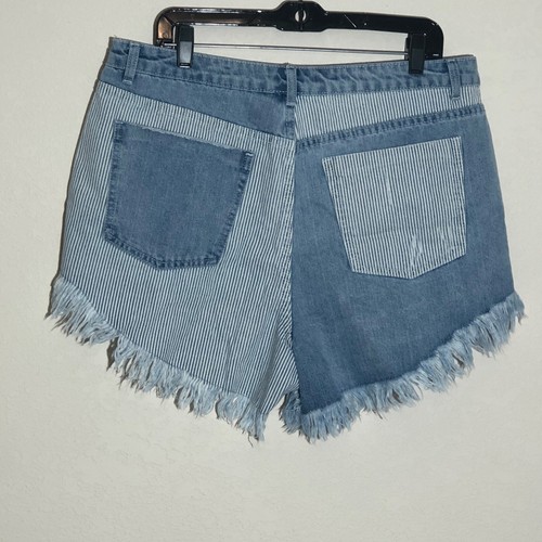 Rue 21+ Shorts Womens 16 Jean Cutoff Short Shorts Daisy Duke style Distressed - Picture 2 of 9