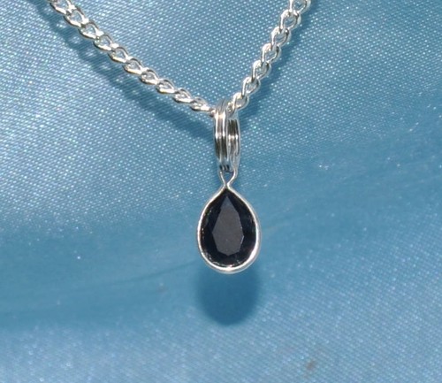 7mm X 5mm PEAR BLUE SAPPHIRE STERLING - PENDANTS 1cts. - Picture 5 of 5