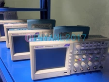 cx1PCS Used Tektronix Digital Storage Oscilloscope TDS2024C