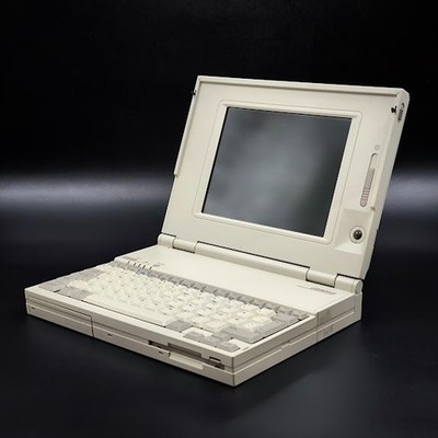 Compaq LTE Lite 4/33C Vintage Computer - Nicht Funktionstüchtig