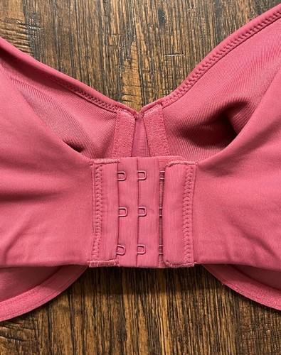 Vanity Fair Radiant Collection Smooth Lightly Lined Underwire Bra 40DDD - Picture 8 of 13