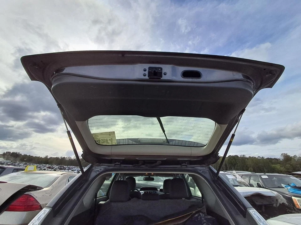 Maletero/portón trasero Prius V VIN UE séptimo y octavo dígito compatible con 12-18 PRIUS 2727082 Foto 2 de 4