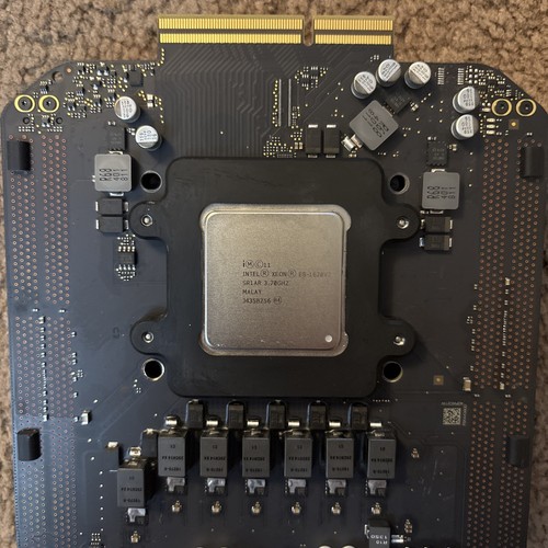 Mac Pro 2013 A1481 CPU Riser Card 3.7ghz 4 Core E5-1620V2 Xeon 820-5494-A - Afbeelding 2 van 4