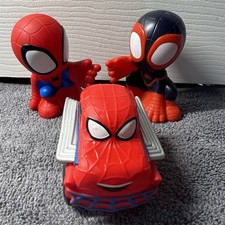Spidey and His Amazing Friends: Spiderman Miles Morales Bath Toys and Car Set