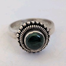 VINTAGE STERLING SILVER GREEN MALACHITE ORNATE DESIGN CIRCLE TOP RING SZ 7.75