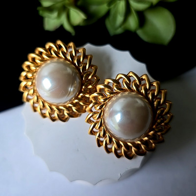 Vintage 90s AK Anne Klein Gold Brushed Faux Pearls Earrings Clip On