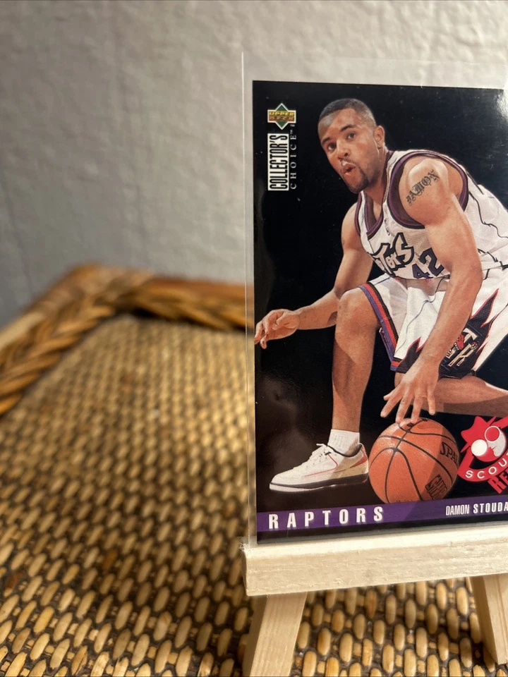 1995-96 Upper Deck Collector's Choice Scouting Report Damon Stoudamire #346 (RC) - Image 2 of 4